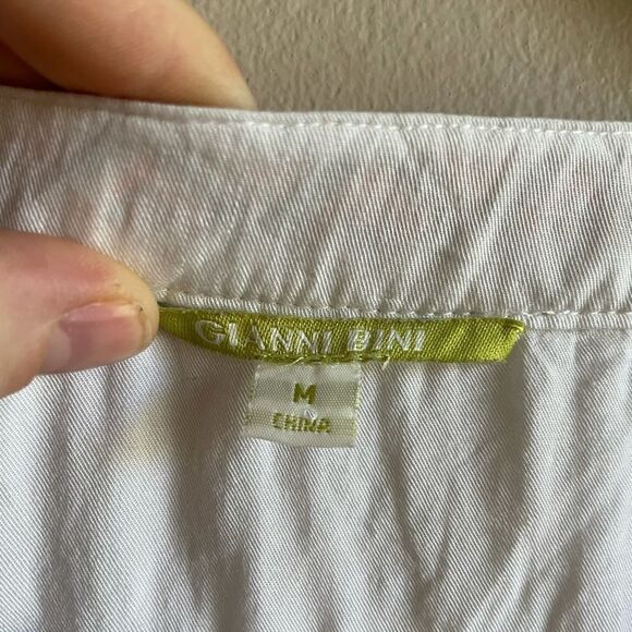 Gianni Bini White Sleeveless Tank with Aztec print sz S - Picture 3 of 4